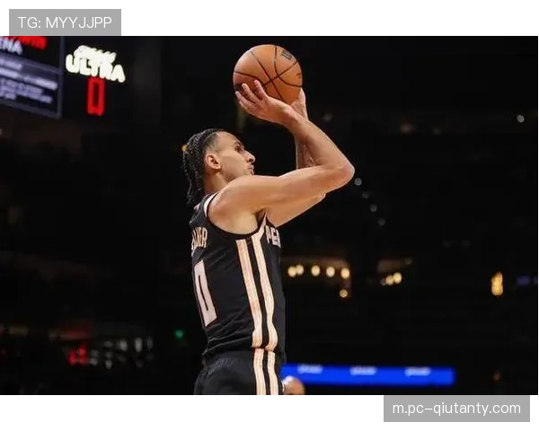 NBA常规赛:热火128-97大胜老鹰,希罗复出轰24分率队轻松取胜 NBA常规赛:热火128-97大胜老鹰,希罗复出轰24分率队轻松取胜