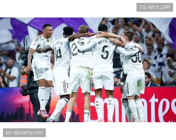 完场：巴黎圣日耳曼1-0小胜本菲卡，总比分2-1晋级